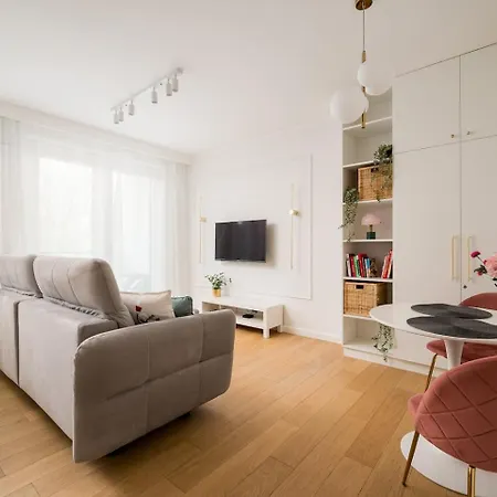 Apartamento Rose Premium Parking Ac Balcony Varsóvia