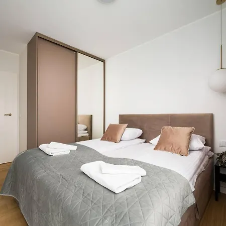 Rose Premium Parking Ac Balcony *